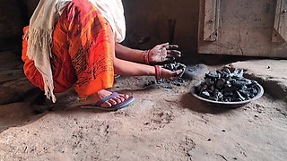 Busty Desi Bhabhi Gets