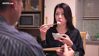 Cheating Wives in a Happening Bar: Asian Housewives Gone Wild x1xEE0803D9B90A211E3B