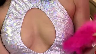 Japanese slim Mature give CFNM Facesitting 69 Blowjob