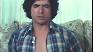 Vintage porno threesome with slut getting banged and creamed by two guys