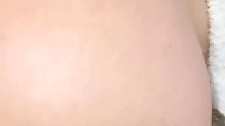 Camgirl with Fur Jacked Loves to Get Fucked
