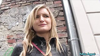 Mysterious Jemma Valentine and Martin Gun's standing fuck sex