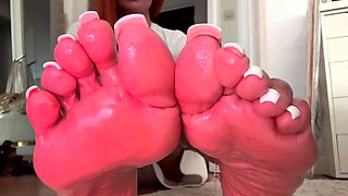 JESSYFEETPARIS - I Jerk You With My Oily Feet And Tits