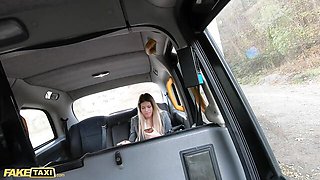 Inviting Macarena Lewis and Macarena at real public sex scene