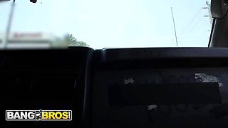 Bangbros - daya dare the wondrous engineer takes the bus rail of her life and swallows ace’s sperm