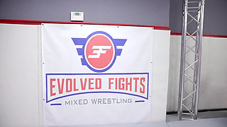 Daisy Ducati Vs Victoria Vox Female Wrestling