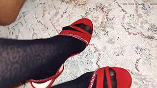 Selena701s Close-Up Blowjob and Foot Worship in Heels