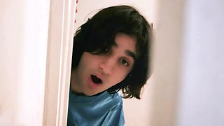 Cheating thick egyptian cougar takes shaft while her guy is at work