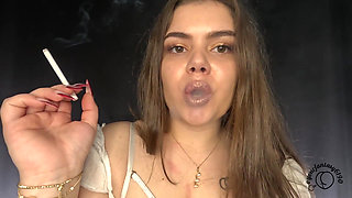 BBW Babe Smokes Cigarettes and Vapes with Golden Lipstick