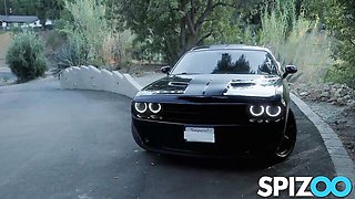 Watch stunning Isiah Maxwell and Blake Blossom's dirt