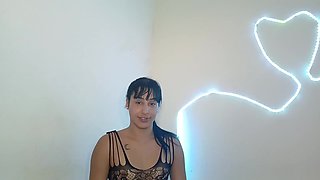 A casual date is more pleasant.