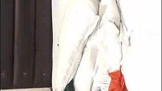 Crazy Indian Bhabhi Stroking