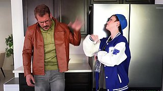 TeamSkeet-Tomboyz Jade's First Lap Dance: Bisexual Tomboy