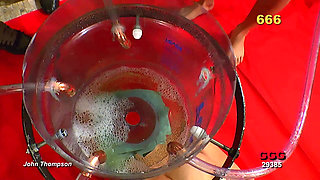 Ggg John Thompson - - Blonde Babes Bathtub Piss Orgy Suck Fest