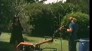 Outdoor Threesome for Vintage Fuckers