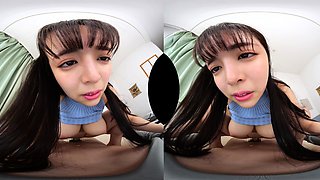 Webcam records amateur teens blowjob