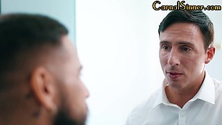 Muscular gay drilled in asshole by BWC in doggystyle