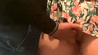 Omg! a Perverted Stranger Masturbates Me on Subway