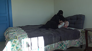 Ufaithful Arabic Stepmom Could Not Oppose Touching His Big Hairy Cock