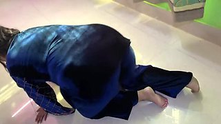 Egyptian Stepmom Stuck Under Bed Gets Rough Anal Fuck from Stepson - Big Ass & Big Tits