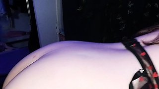 Cute amateur webcam teen girl toying pussy on webcam