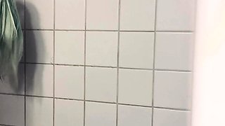 Close up fuck and cumshot