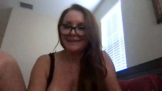 Big boobs webcam slut toys her asshole