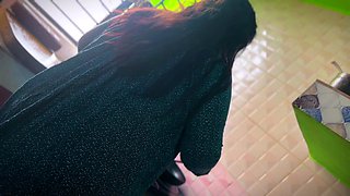 MILF Hot Big Ass Stepmom Cooking In Kitchen & i see her