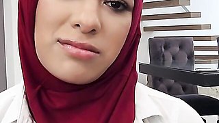 Reyna Belle's milf scene by Team Skeet