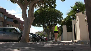 Public Dresscode - a Bondage Story