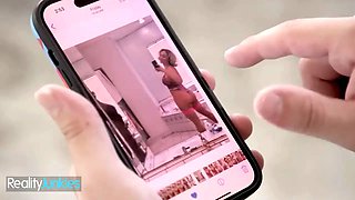 Realityjunkies - big titted cougar invites her son’s buddy for oral joy and a hot conclude on her Big Tits