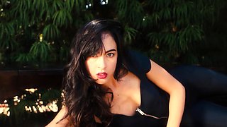 Nude teen cools herself down in the pool