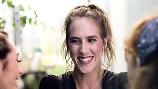 Cadence Lux, Mackenzie Mace - Can You Touch Me
