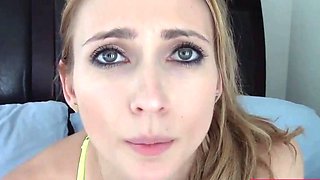 Fit Babe With Big Tits Has Fun On Webcam In Gym Clothes