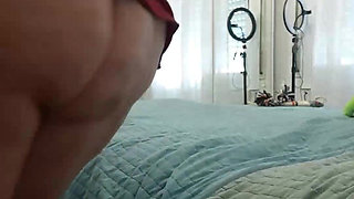 Mrs. Fina Shoves a Kitchen Pestle up Her Cunt