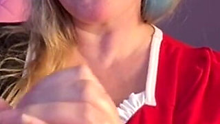 Harley Quinn Does Handjob