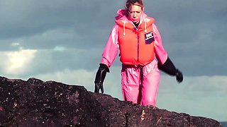 Amateur redhead masturbates then gives a blowjob