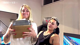 I deep-throat while I play Counter-Onlyrulo with my hot tattooed big tits girl