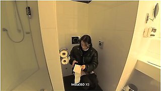 I Had Rough Sex With An Italian Pizza Delivery Teen 18+ For 100 Euros At The Hotel. Shes Small And Pretty