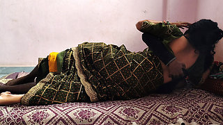 Pyasi Bhabi Devar ke lund par tut padi hindi sex