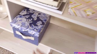 My step sisters dildos - s5:e3