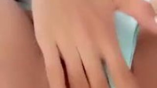 She Milks Her Naughty Snatch In Her Spouse's Absence