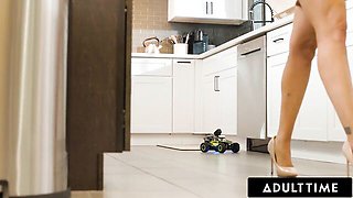 Richelle's hardcore trailer