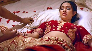 Suhagrat Ko Biwi Ko Daba Daba Kar Chooda