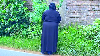 Arab Hot Stepmom Gets Horny After Coming From Road in Hotel Bed & I See Her Big Ass & Start Handjob