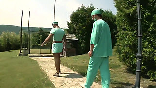 hr. Doctor please do an anal exam