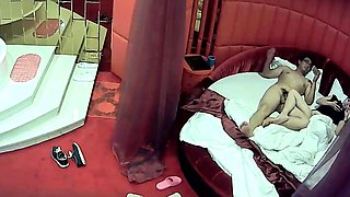 Amateur Hidden Cam Fuck On Couch