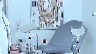 Perverted Sex Games in the Doctor's Office