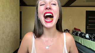 Wide Mouth Candy Crush Swallow