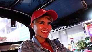 Curvy Thai MILF amateur gets picked up